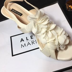 Wore freshmen year for prom never wore again